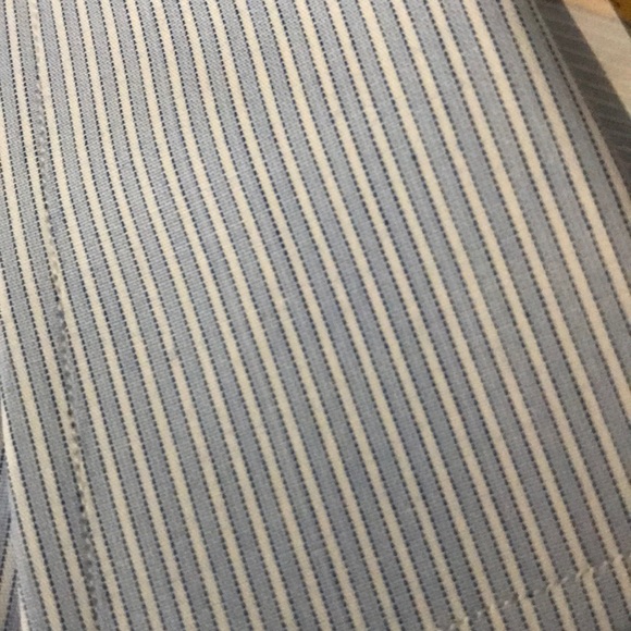 Men’s button down - Picture 2 of 4